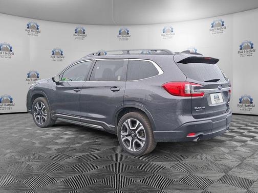 Gray Metallic 2024 Subaru Ascent Limited 7-Passenger