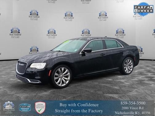 2017 Chrysler 300 Limited