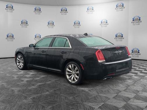 2017 Chrysler 300 Limited