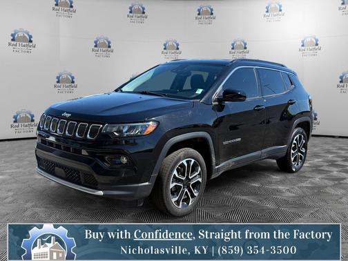 Diamond Black Crystal Pearlcoat 2022 Jeep Compass Limited