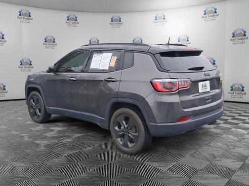 Granite Crystal Metallic Clearcoat 2019 Jeep Compass Latitude
