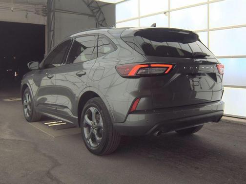 Carbonized Gray Metallic 2024 Ford Escape ST-Line