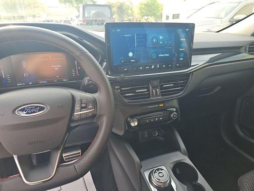 Carbonized Gray Metallic 2024 Ford Escape ST-Line