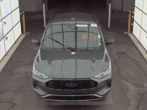 Carbonized Gray Metallic 2024 Ford Escape ST-Line