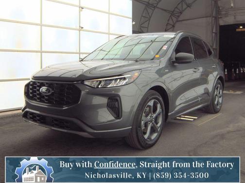 Carbonized Gray Metallic 2024 Ford Escape ST-Line