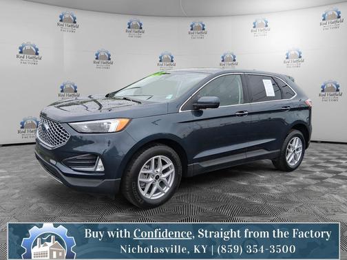Blue Metallic 2024 Ford Edge SEL