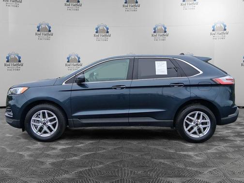 Blue Metallic 2024 Ford Edge SEL