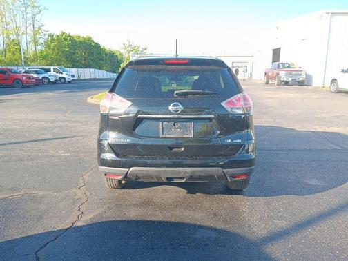 Super Black 2015 Nissan Rogue SL