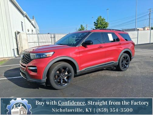 Rapid Red Metallic Tinted Clearcoat 2022 Ford Explorer ST-Line
