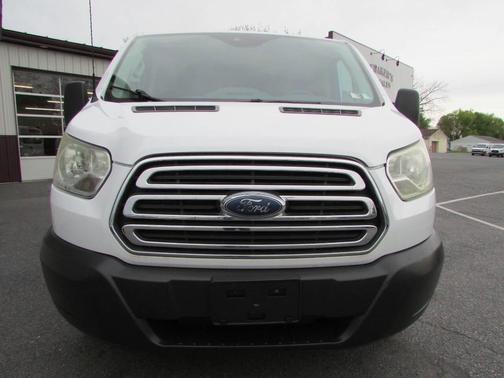 Oxford White 2015 Ford Transit-350 XLT