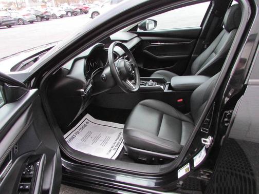 2024 Mazda Mazda3 FWD w/Preferred Package