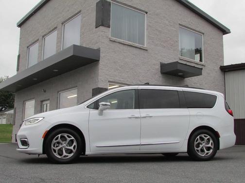 2022 Chrysler Pacifica Limited