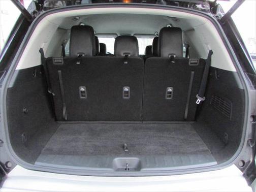 2023 Nissan Pathfinder SL AWD 4dr SUV