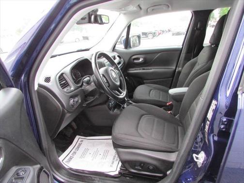 2017 Jeep Renegade Altitude