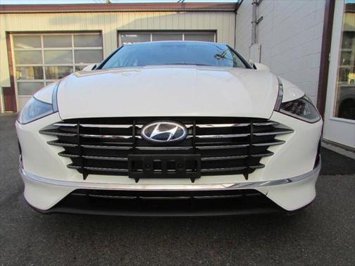 2022 Hyundai SONATA SE