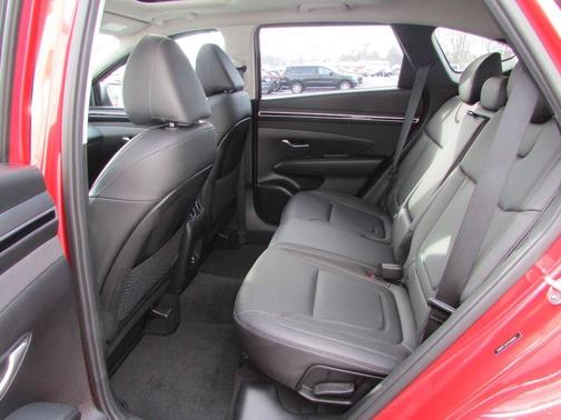 2023 Hyundai TUCSON SEL AWD 4dr SUV