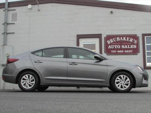 2019 Hyundai ELANTRA SE
