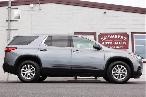 Gray 2021 Chevrolet Traverse LS