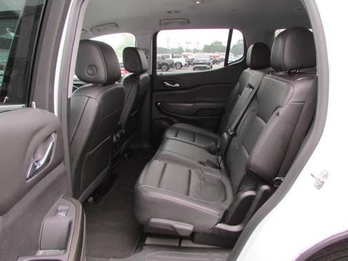 2023 GMC Acadia SLT 4x4 4dr SUV