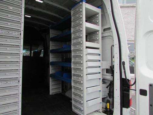2018 Nissan NV Cargo NV2500 HD S V6