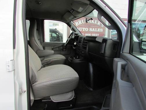 2016 Chevrolet Express 3500 LT