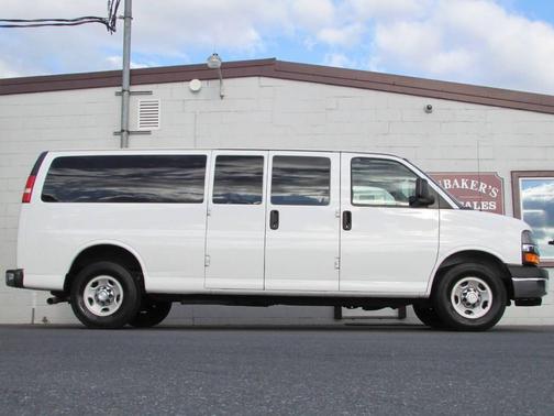 2016 Chevrolet Express 3500 LT