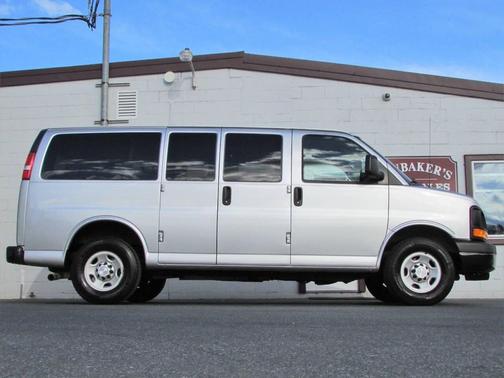 2016 Chevrolet Express 2500 LS