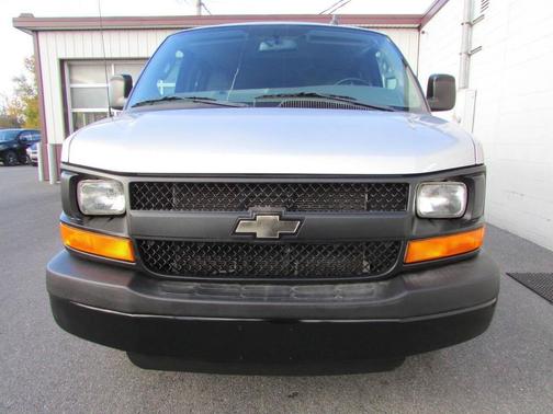 2016 Chevrolet Express 2500 LS