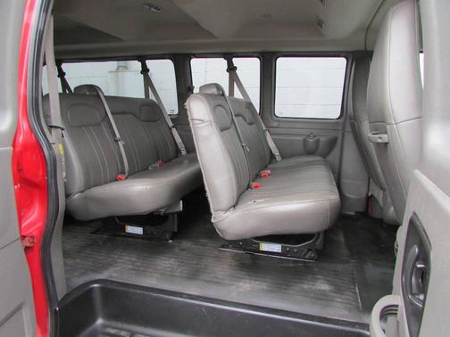 2019 Chevrolet Express 3500 LS