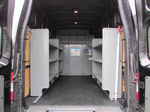 2021 Nissan NV Cargo NV2500 HD SV V8