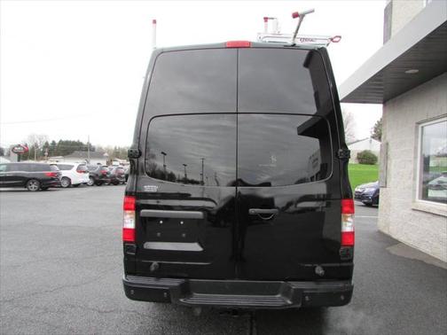 2021 Nissan NV Cargo NV2500 HD SV V8