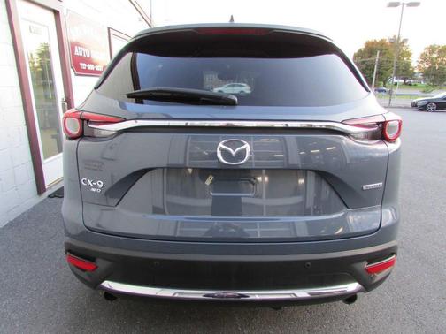 2022 Mazda CX-9 Carbon Edition