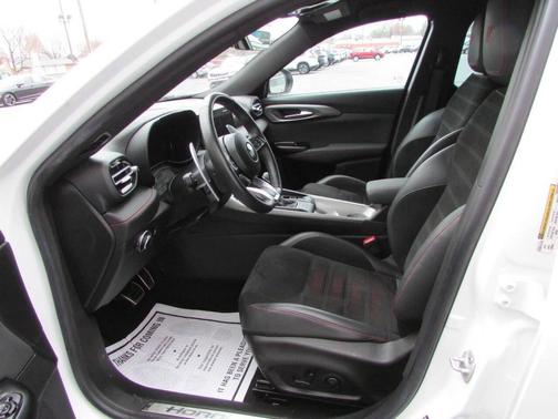 White 2024 Dodge Hornet R/T AWD 4dr Crossover