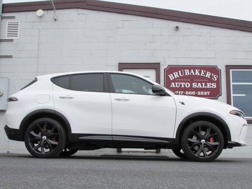 White 2024 Dodge Hornet R/T AWD 4dr Crossover