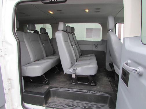 2016 Ford Transit-150 XL