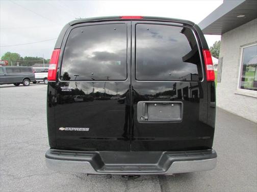 2019 Chevrolet Express 2500 LT