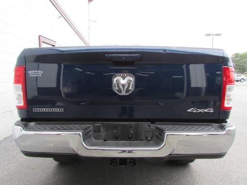 2022 RAM 2500 Big Horn Crew Cab 4x4 8' Box