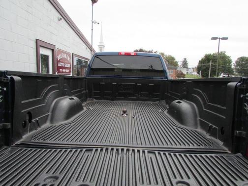 2022 RAM 2500 Big Horn Crew Cab 4x4 8' Box