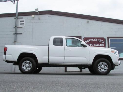 2021 Toyota Tacoma SR