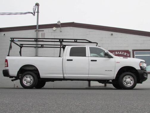 2022 RAM 2500 Tradesman 4x4 4dr Crew Cab 8 ft. LB Pickup