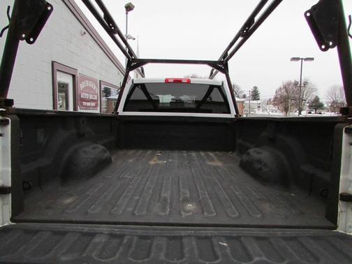 2022 RAM 2500 Tradesman 4x4 4dr Crew Cab 8 ft. LB Pickup