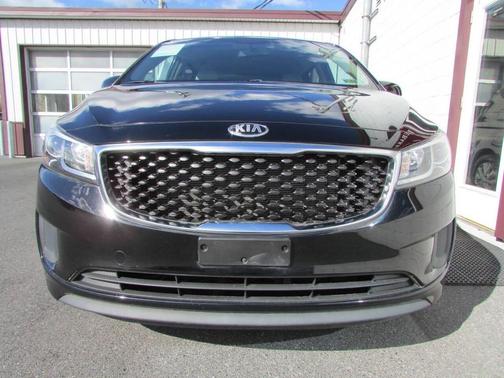 2018 Kia Sedona L