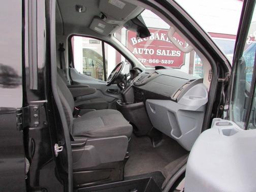 2017 Ford Transit-150 XL
