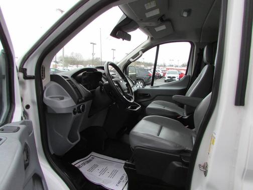 2016 Ford Transit-350 XL