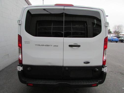 2016 Ford Transit-350 XL