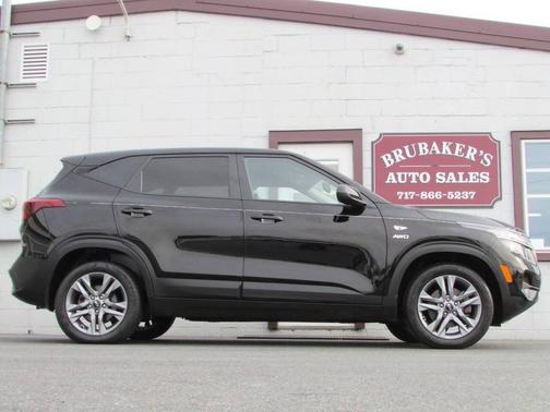 2021 Kia Seltos LX AWD 4dr SUV