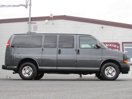 2016 Chevrolet Express 2500 LS