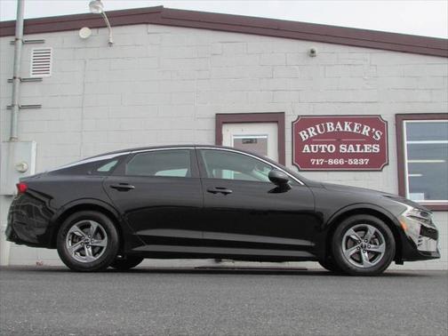 2022 Kia K5 LXS 4dr Sedan