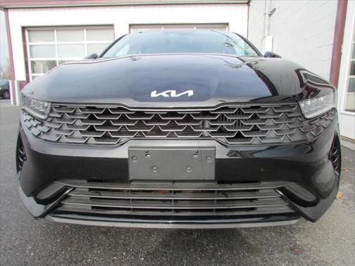 2022 Kia K5 LXS 4dr Sedan