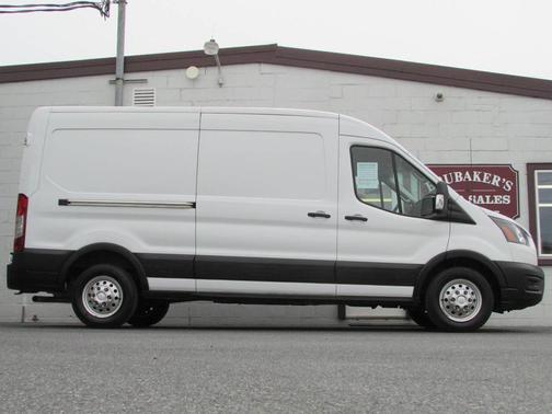 2022 Ford Transit-350 Base